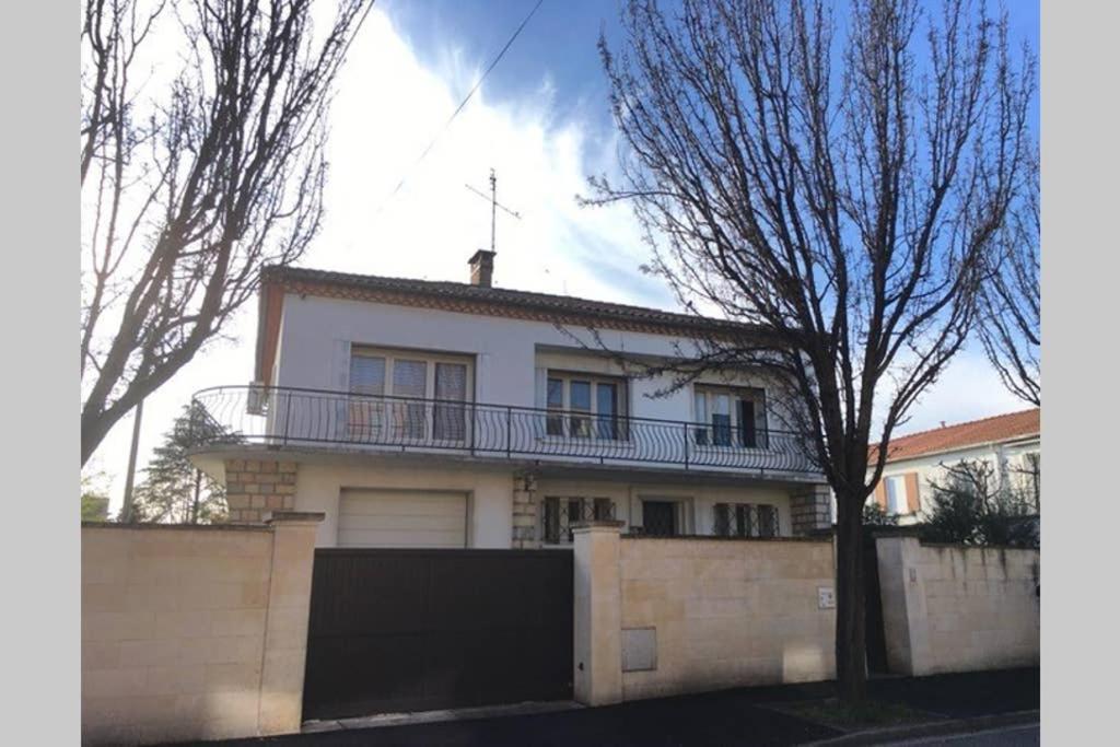 Maison Familiale A Нім Екстер'єр фото